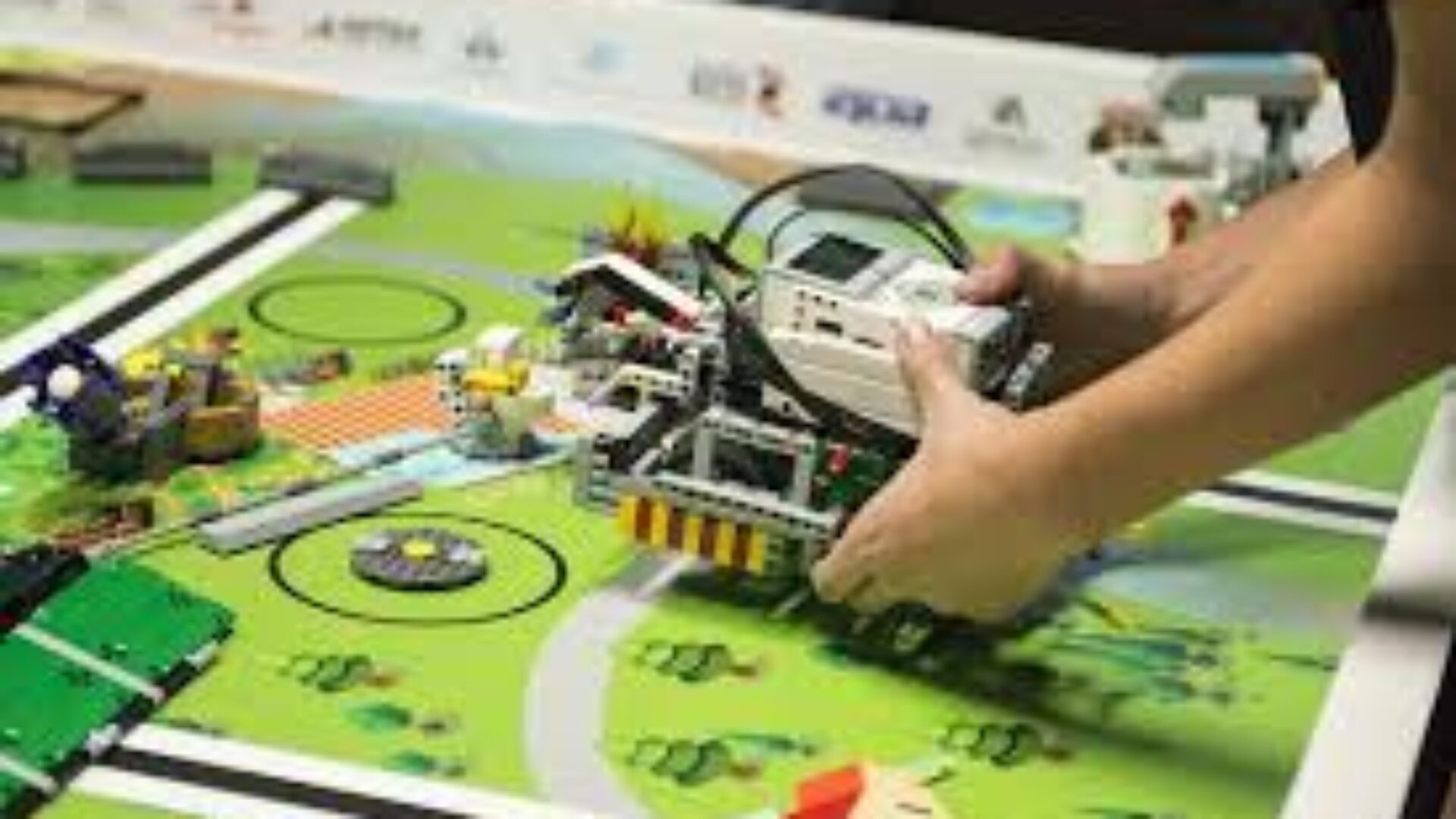 MSOS Launches its first Robotics Team